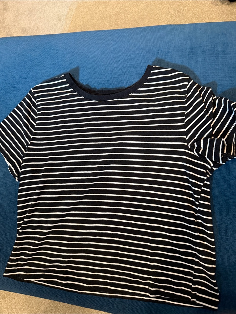Old Navy Black and White Striped Short Sleeve cropped Tee